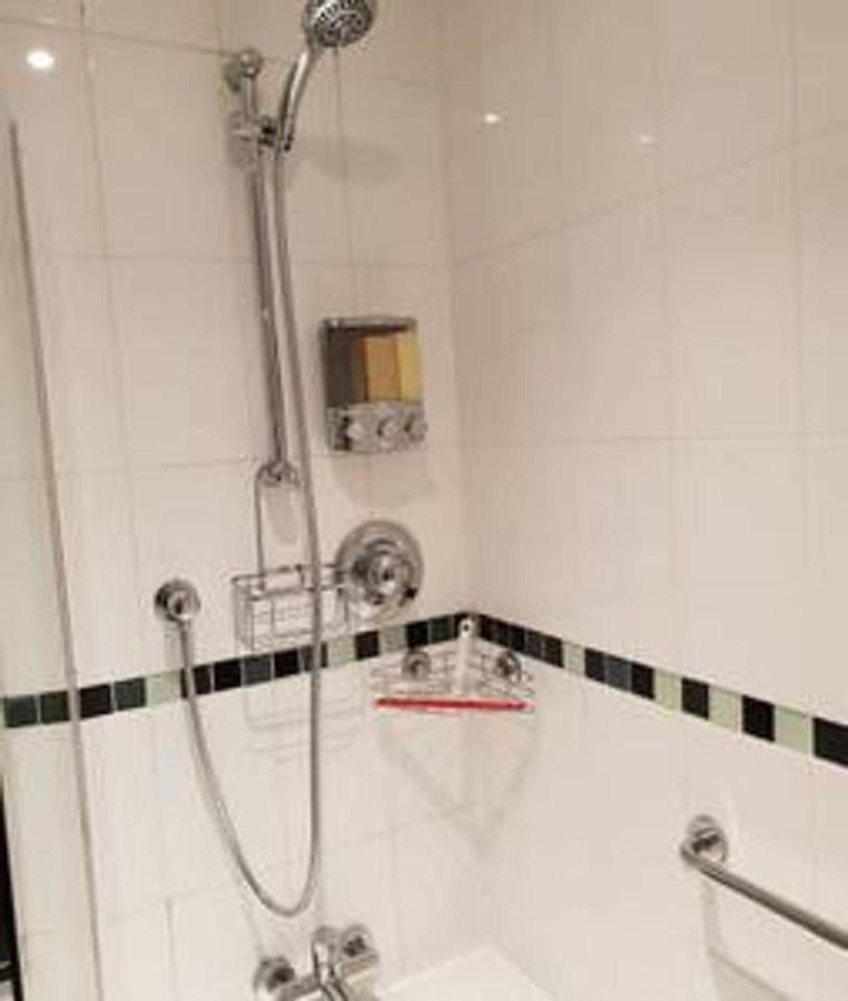 Birmingham Garnet 3-Bedroom Apartment City Centre エクステリア 写真