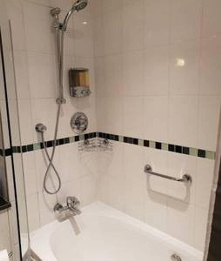 Birmingham Garnet 3-Bedroom Apartment City Centre エクステリア 写真